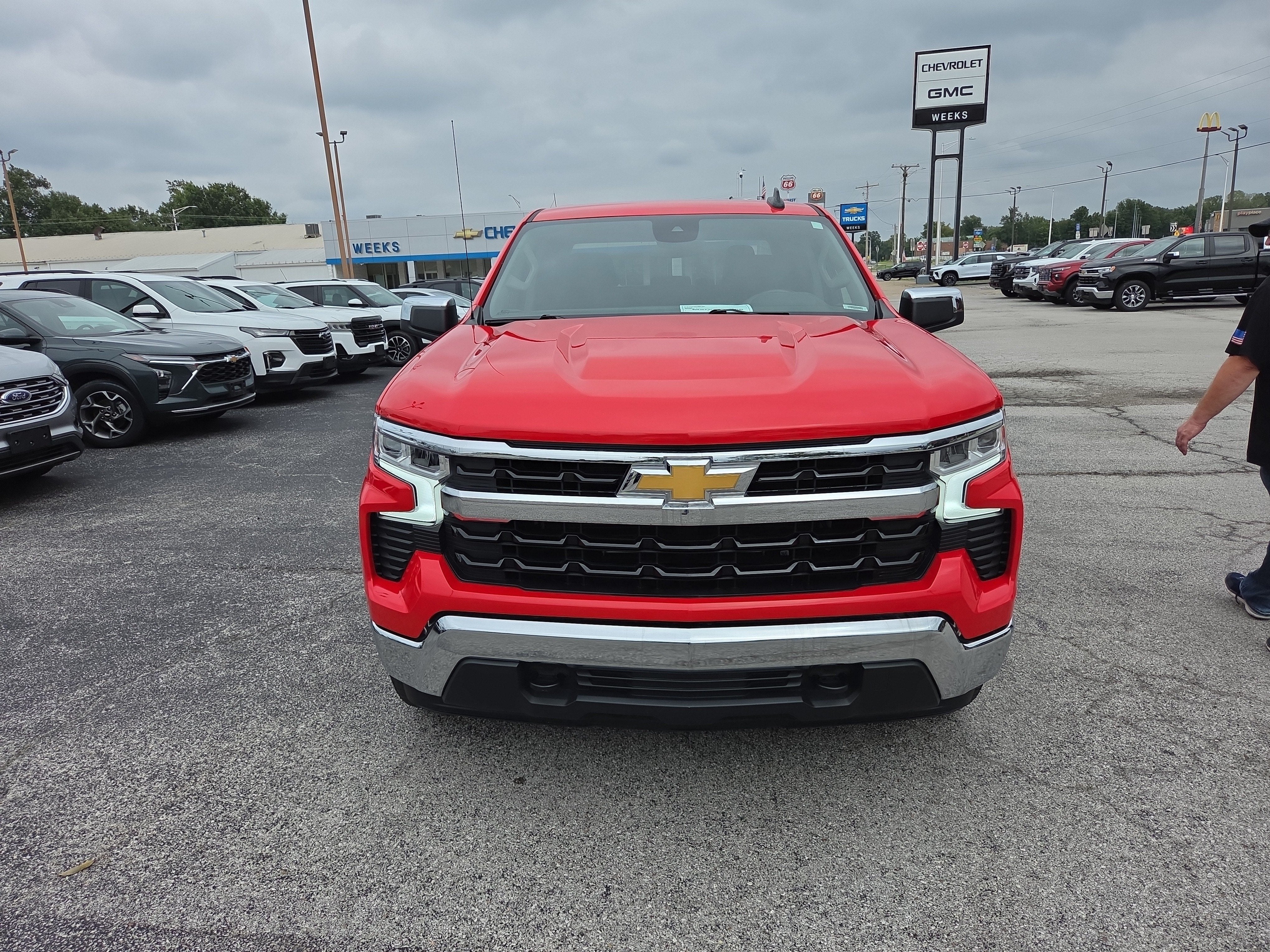 chevrolet silverado 1500 2024 1GCPDKEK6RZ270643 image chevrolet silverado 1500 2024 1GCPDKEK6RZ270643 image